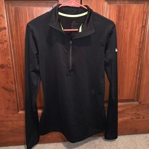 NIKE pullover